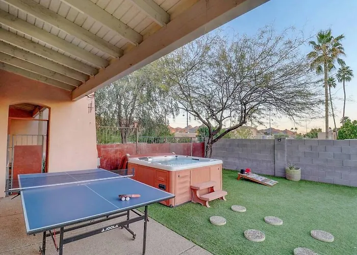 Epic 6br With Pool, And Fire Pit - Walk To Trails *