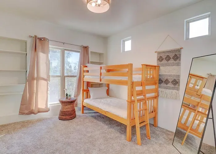 Epic 6br With Pool, And Fire Pit - Walk To Trails Holiday home Phoenix