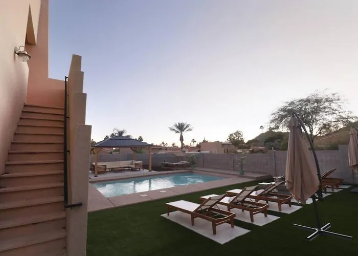 Epic 6br With Pool, And Fire Pit - Walk To Trails