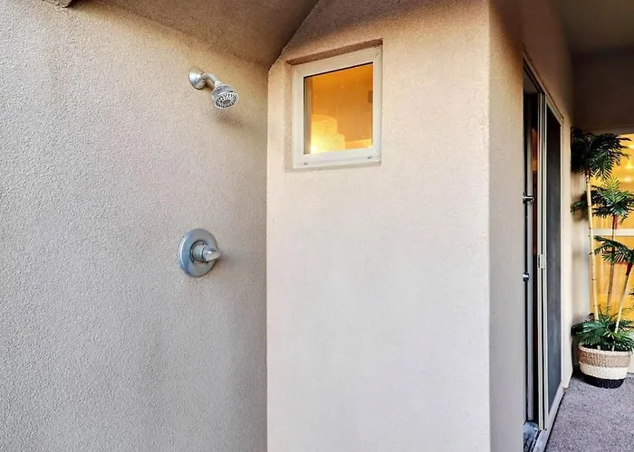 Holiday home Epic 6br With Pool, And Fire Pit - Walk To Trails Phoenix